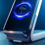 Telefon som laddar trådlöst