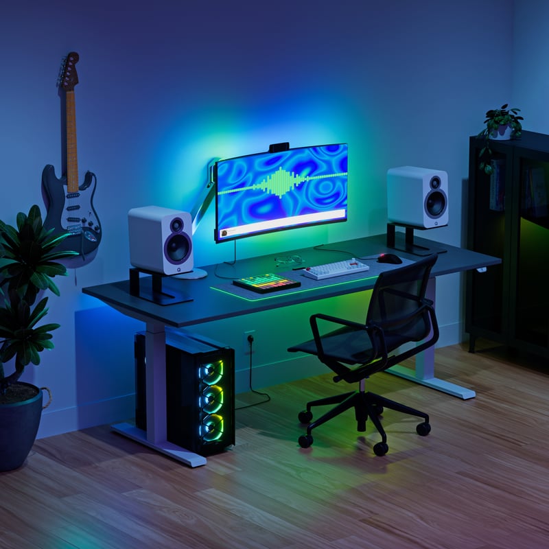 Datorhörna med Nanoleaf lightstrip