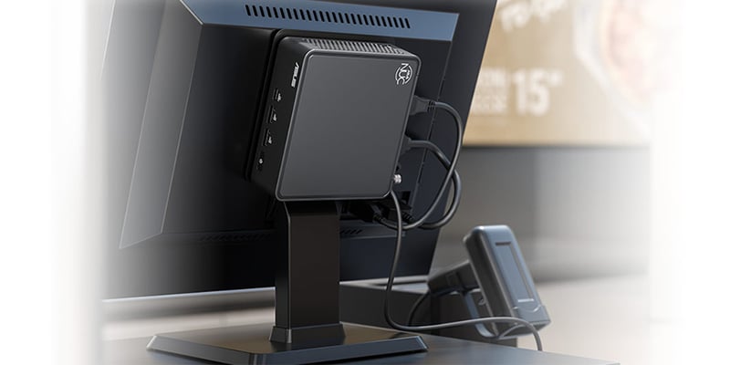 Nuc monterad på en skärm