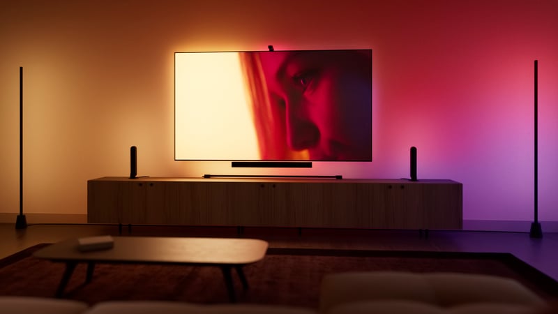 Hue Gradient 65"