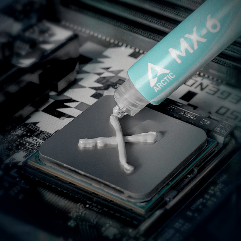 Närbild på Kylpasta som appliceras på processorn