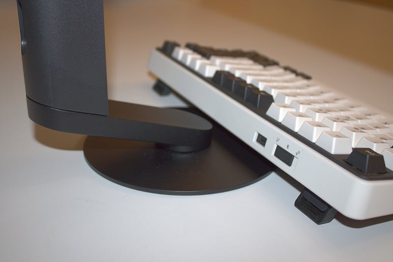 Skärmstativ med tangentbord