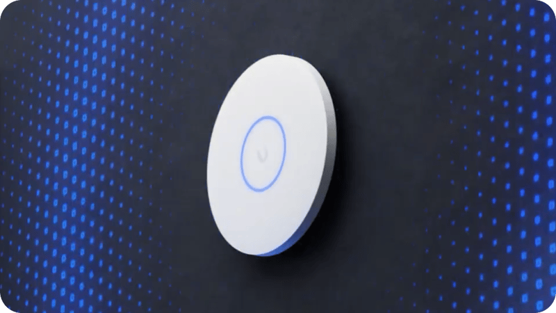 WiFi-router på en vägg