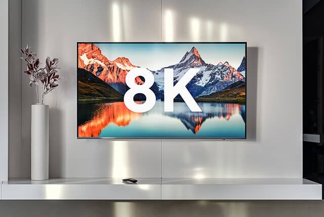 TV med 8K