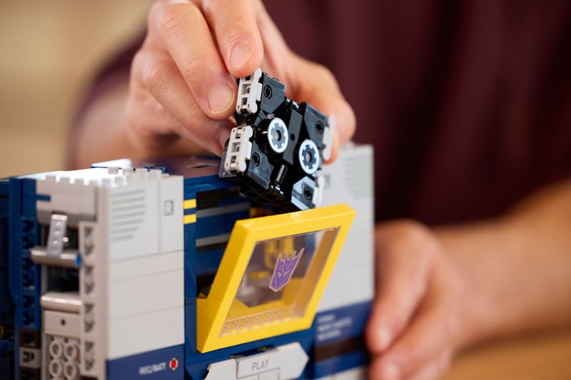 LEGO Soundwave