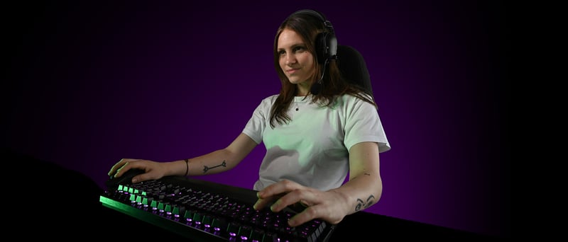 En tjej som streamar