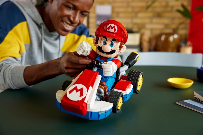 LEGO Mario Kart: Mario & Standard Kart 