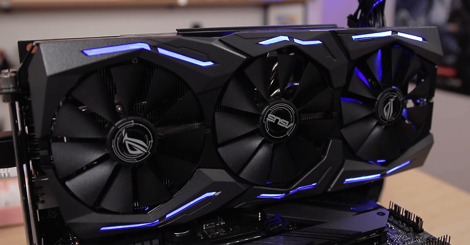 Video: ASUS RTX 2060