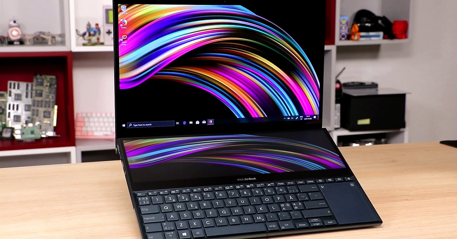 Video: ASUS ScreenPad Plus