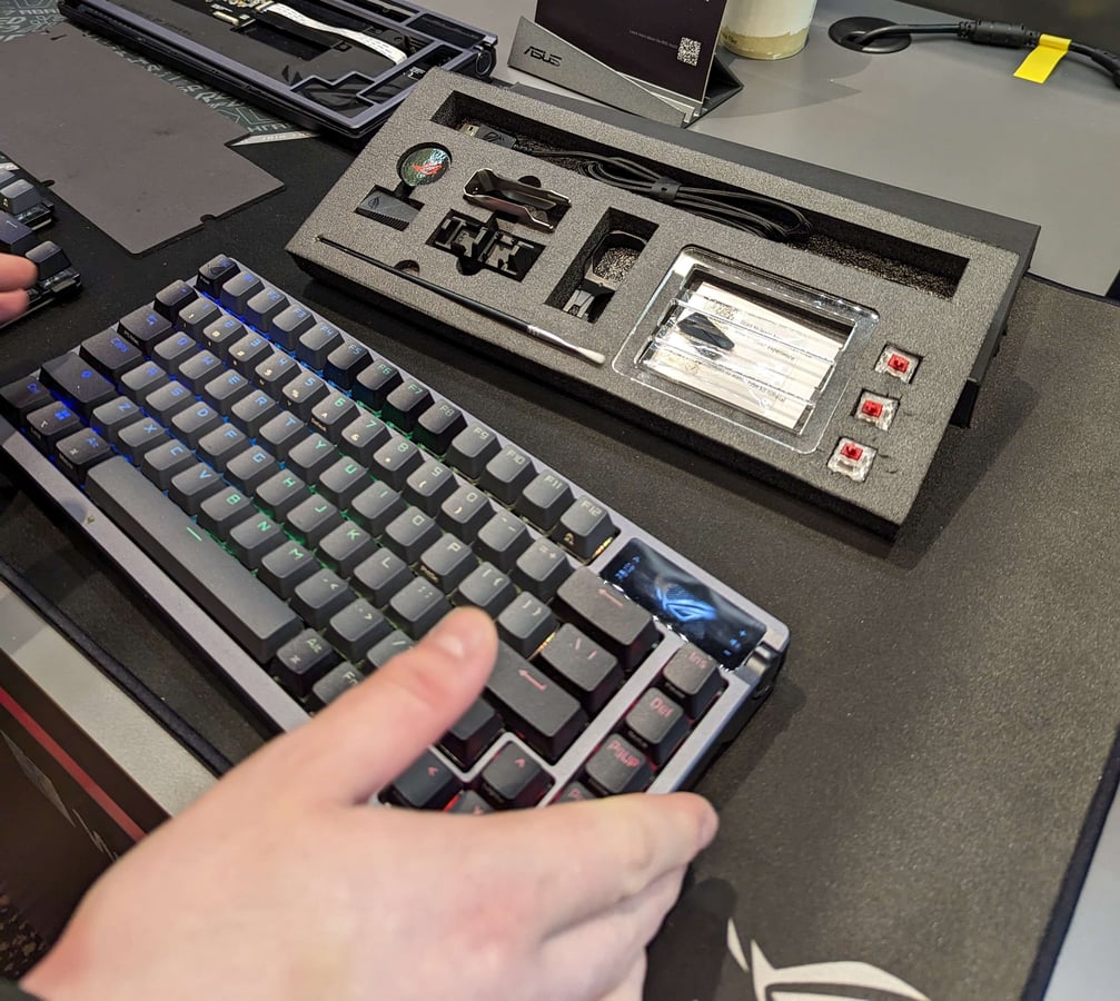 ASUS ROG - gamingtillbehör