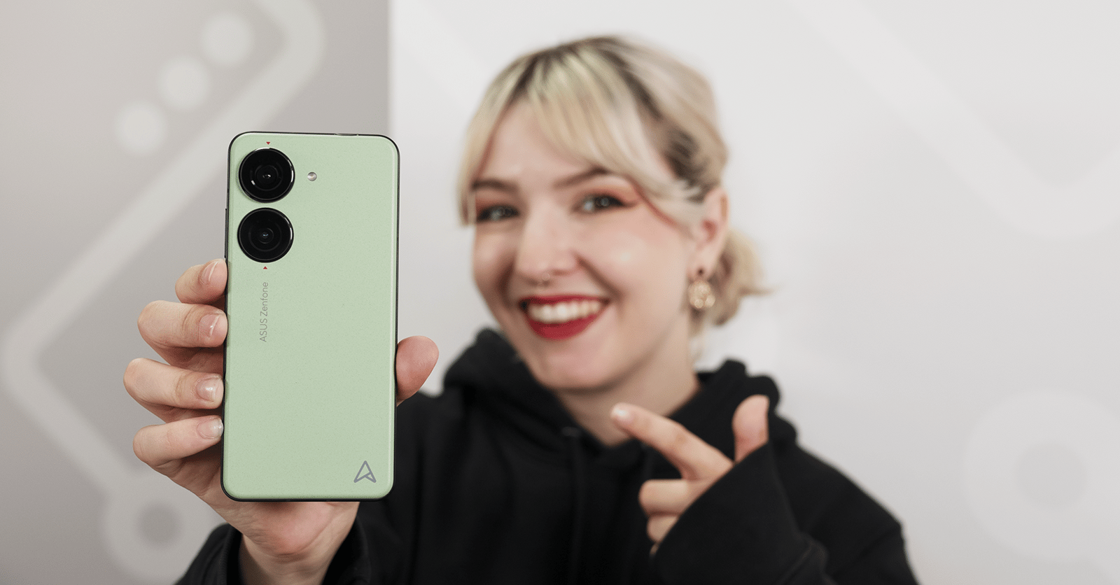 Video: ASUS Zenfone 10