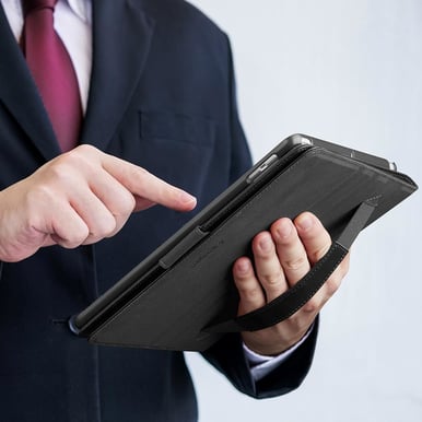 Spigen iPad 9.7'' Case Stand Folio Svart