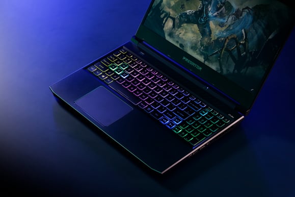 Acer Predator Helios 300 - 15,6" | i7 | 16GB | 1TB | RTX 3080 | 144Hz