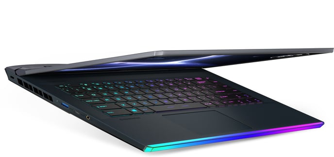 MSI GE66 Raider 10UE - 15,6" | i7 | 16GB | 2TB | RTX 3060 | 240Hz