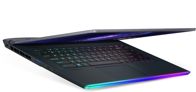 MSI GE66 Raider 11UH - 15,6" | i7 | 16GB | 1TB | RTX 3070 | UHD | OLED