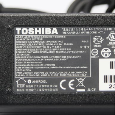 Toshiba AC Adapter PA3822E-1AC3