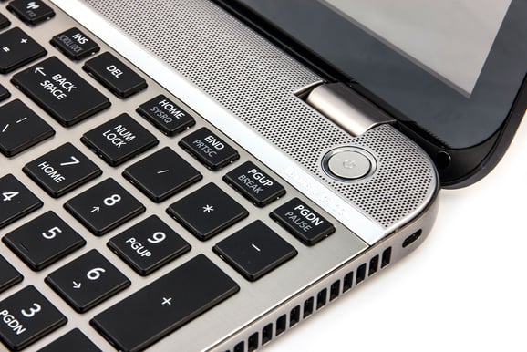 Toshiba P50-A-13F - 15.6"/i7/8GB/750GB/GT740M/Win8