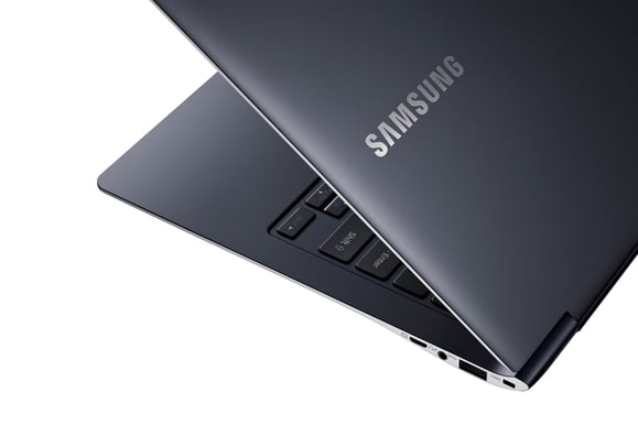 Samsung ATIV Book 9 Plus NP940X3G - i7, 8GB, 256GB SSD, 13,3" QHD+