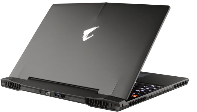 Aorus X5-Sync v5 i7 16GB 256GB SSD + 1TB HDD GTX 980M