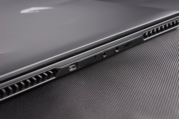 Aorus X5-Sync v5 i7 16GB 256GB SSD + 1TB HDD GTX 980M