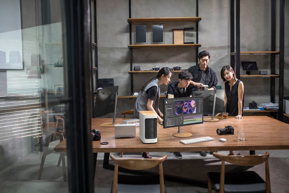 Acer ConceptD 300 - i7 | 32GB | 1TB | RTX 3070