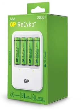 GP ReCyko Batteriladdare 4x 2000 mAh AA på köpet Vit