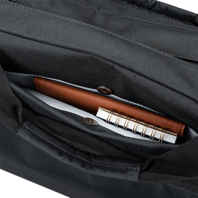 Targus 13-14'' Classic Briefcase EcoSmart - Svart/Röd