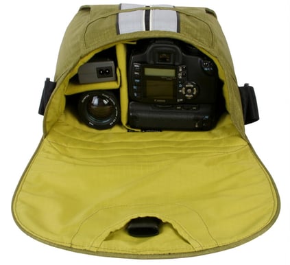 Crumpler Messenger Boy 4000 Lt Army green /Silve
