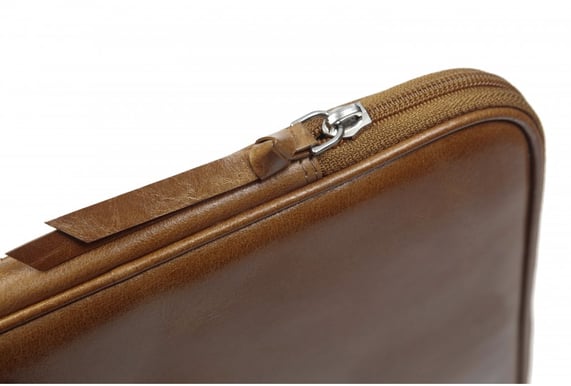 dbramante1928 14" Leather Sleeve Golden Tan