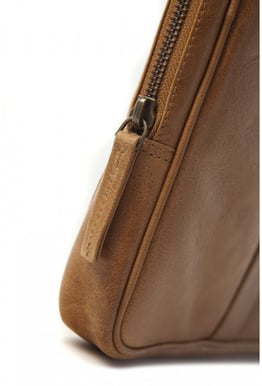 dbramante1928 15,6" Leather Case Handle Golden Tan