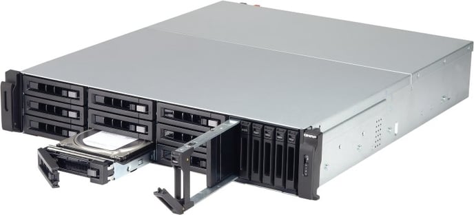Qnap TVS-1582TU i7 32GB Thunderbolt 15-Bay Rack 2U
