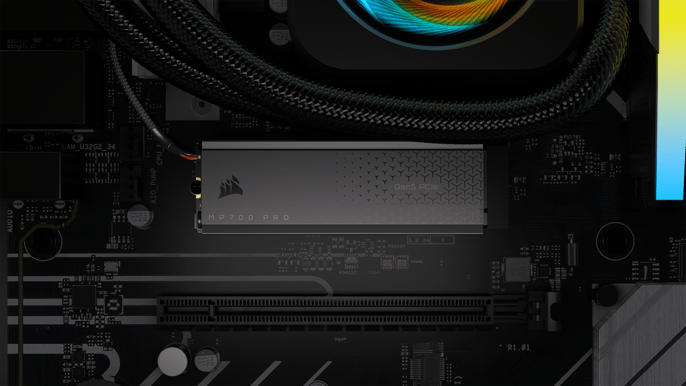 Corsair Force MP700 Pro M.2 NVMe 2.0 Gen 5 1TB Med Värmespridare