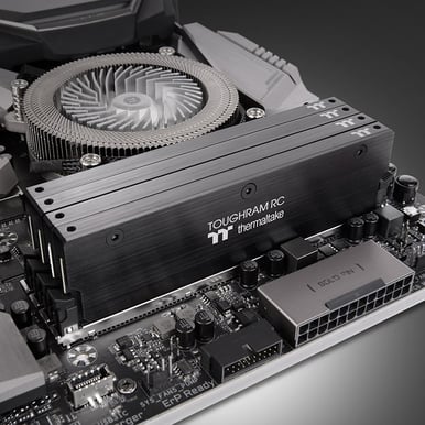 Thermaltake 16GB (2x8GB) DDR4 4400MHz CL19 TOUGHRAM RC