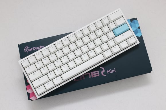 Ducky One 2 Mini Pure White MX Red RGB