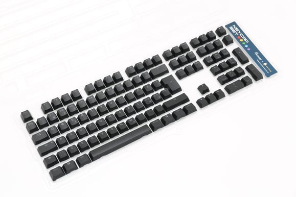 is logitech g915 hot swappable