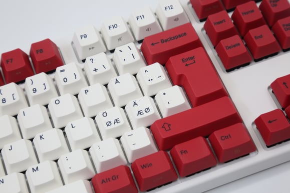 Varmilo VEA109 Special Edition MX Silent Red