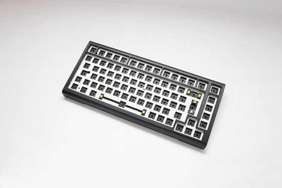 Ducky Tinker75 - Barebone ISO Svart