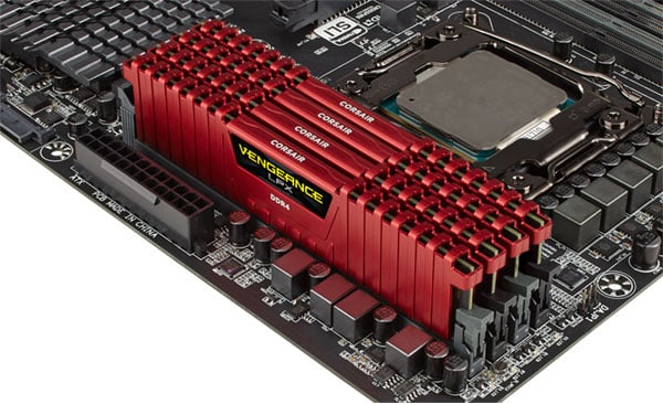 Corsair 16GB (4x4GB) DDR4 2800MHz CL16 VENGEANCE LPX Röd