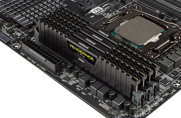Corsair 128GB (8x16GB) DDR4 2400Mhz CL15 Vengeance LPX