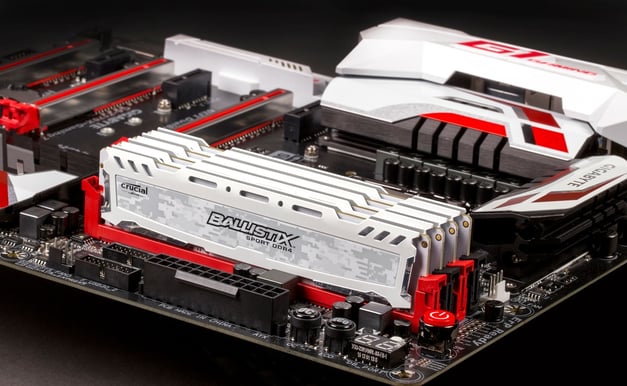 Crucial 16GB (2x8GB) DDR4 2400MHz CL16 Ballistix Sport LT Vit