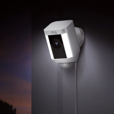 Ring SpotLight Cam Trådad Vit
