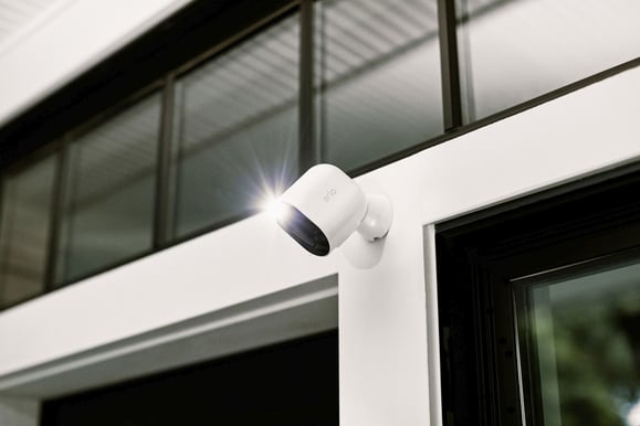 Arlo Pro 3 Startpaket (3 kameror) vit