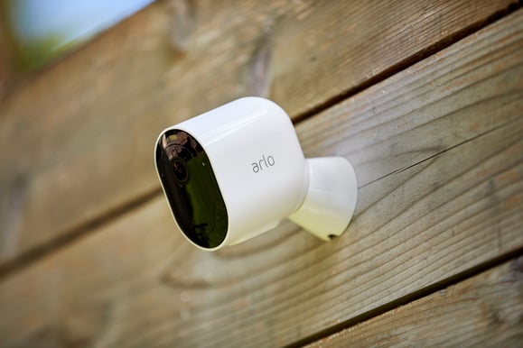 Arlo Pro 4 1-pack svart
