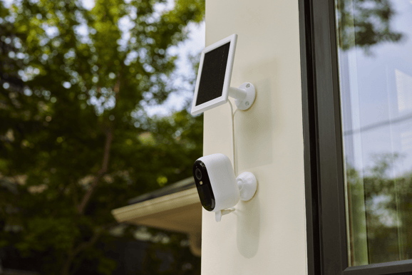Arlo Essential 2 Solpanel