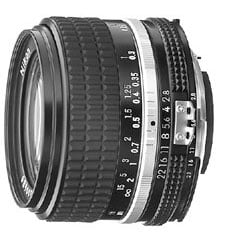 Nikon Objektiv 28mm f/2.8 MF