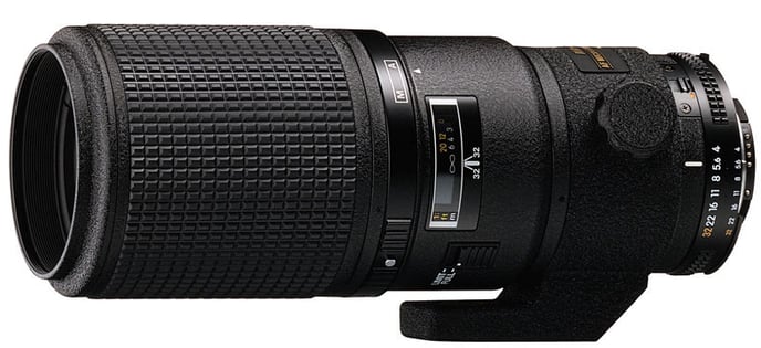 Nikon AF Micro-Nikkor 200 mm f/4D IF-ED