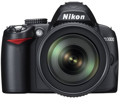 Nikon D3000 18-105VR Kit