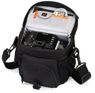 LowePro Nova 140 AW Svart