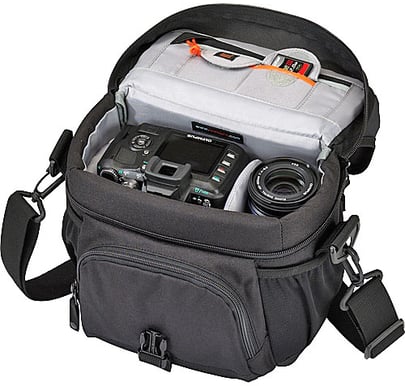 LowePro Nova 160 AW Svart