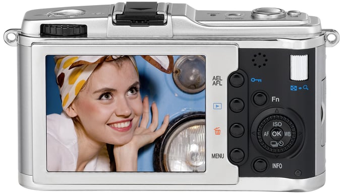 Olympus Pen E-P1 + 14-42mm Silver/Svart